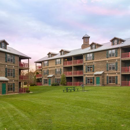 Holiday Inn Club Vacations Fox River Resort At Sheridan Exterior photo