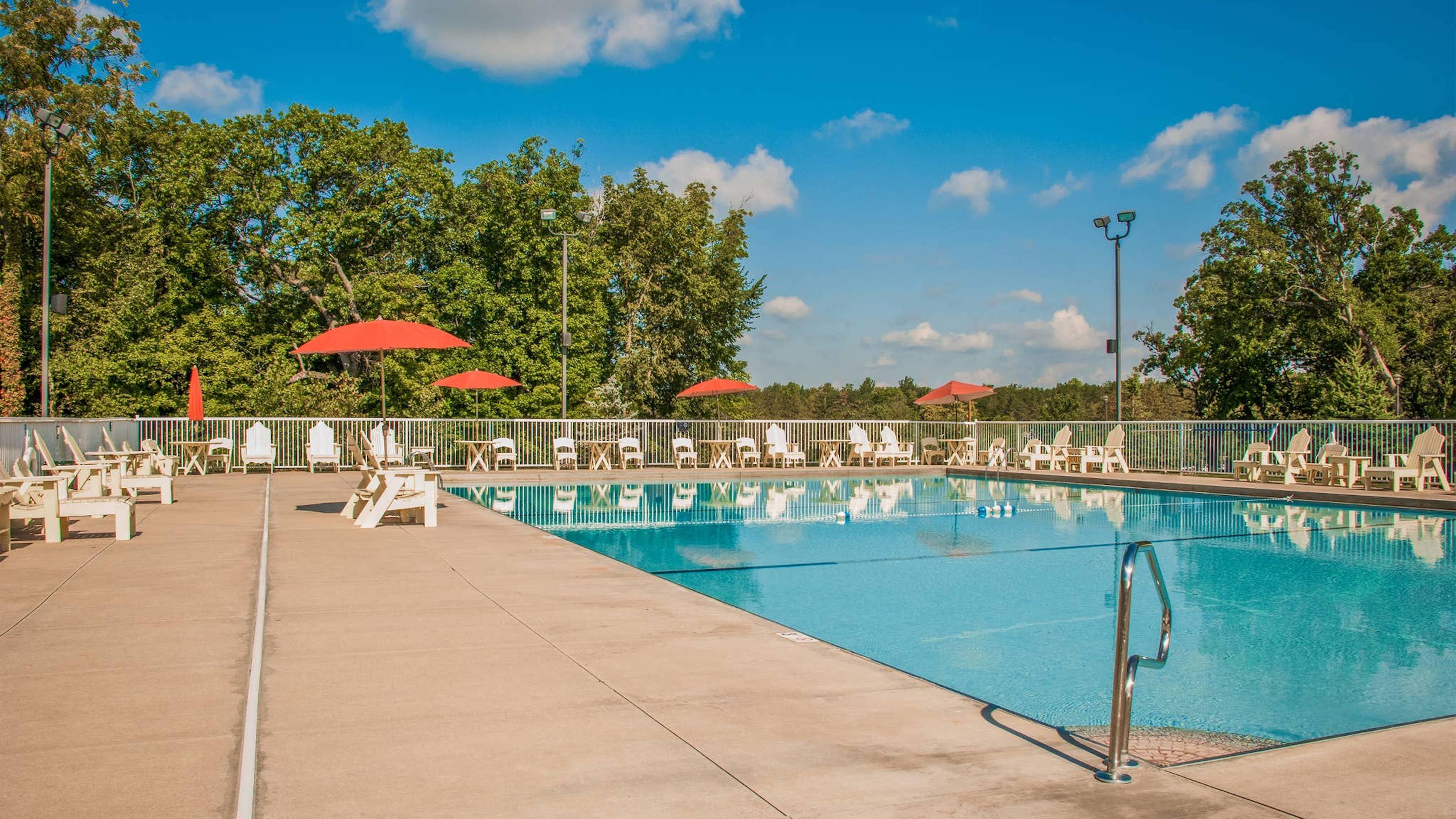 Holiday Inn Club Vacations Fox River Resort At Sheridan Exterior photo